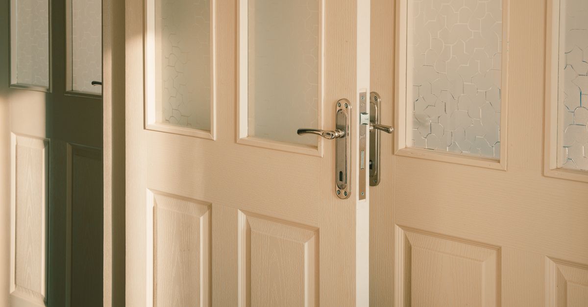Single vs. Double-Cylinder Deadbolt Installation: Choosing the Right Fit for Your Door — Orange County Pro Locksmith